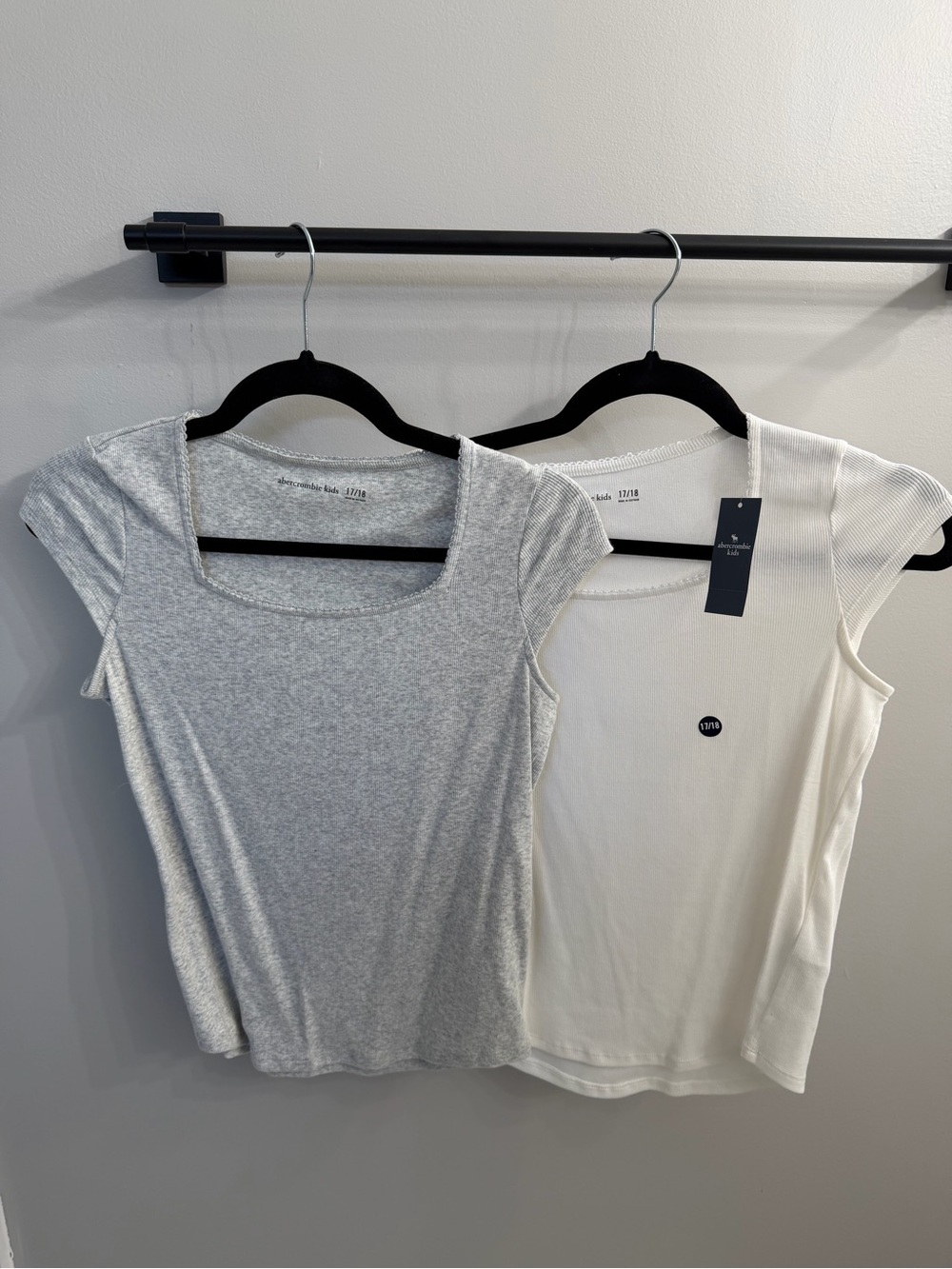 abercrombie kids White and Light Gray Scoop Neck Cap Sleeve Tops